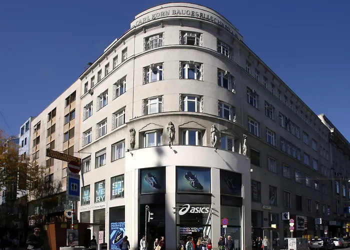 Continental Hotel-Pension